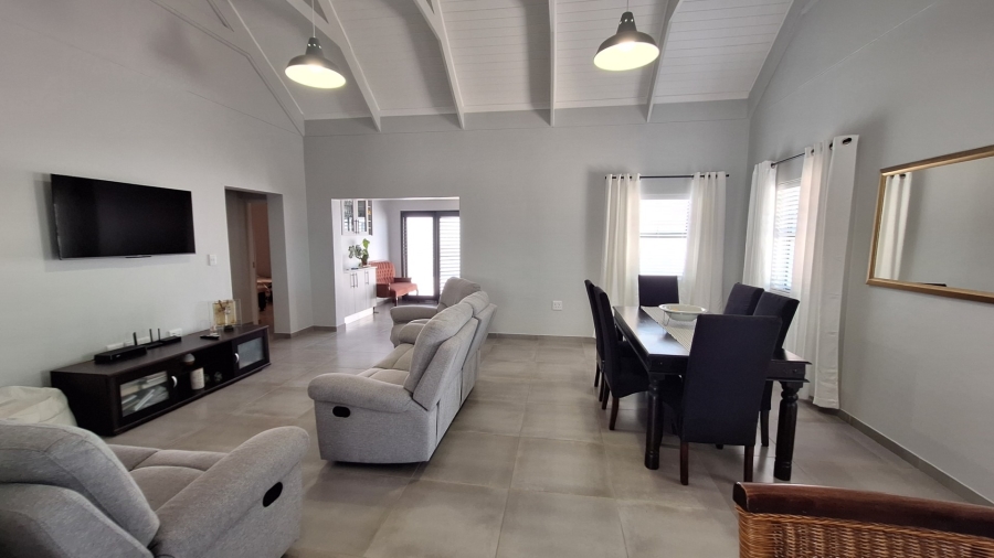 3 Bedroom Property for Sale in Atlantic Waves Estate Western Cape